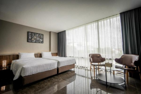Отель Onyx Hotel Bangkok  Бангкок